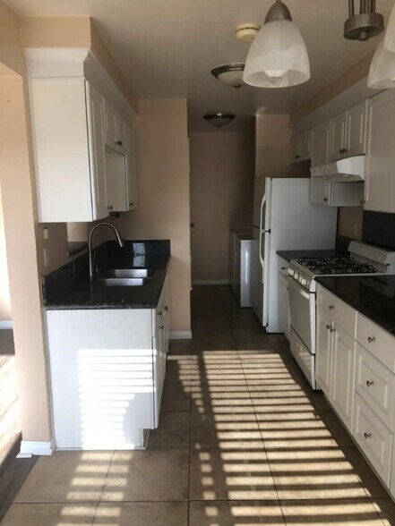 Building Photo - 3690 Spyglass Way