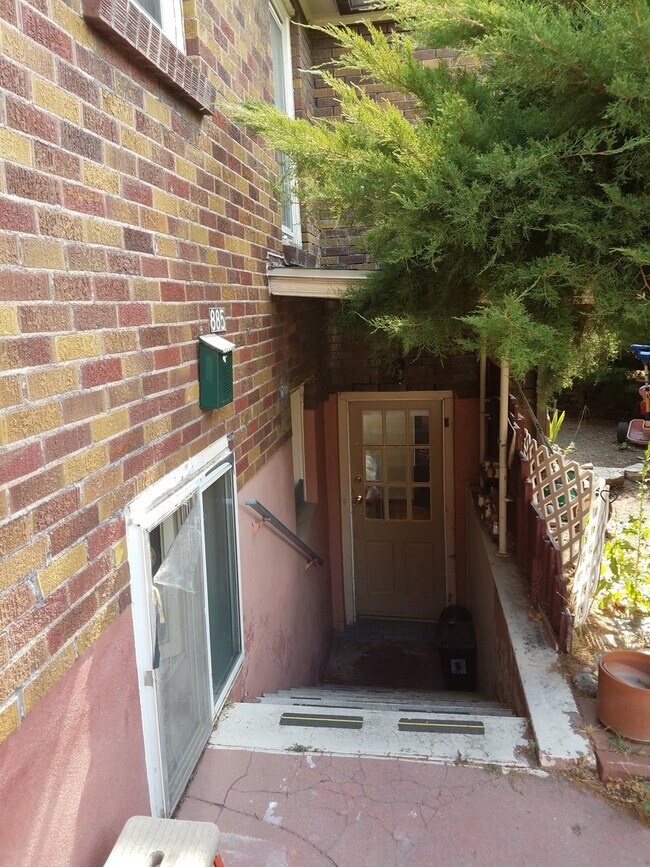 Building Photo - 1918 S 900 E