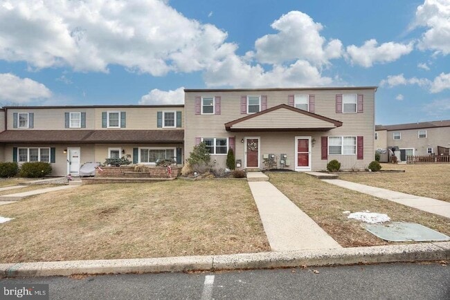 Building Photo - 65 Pennypacker Dr