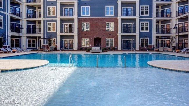 Building Photo - 215 Promenade Vista Street