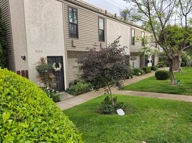 Building Photo - 5757 Gaines St