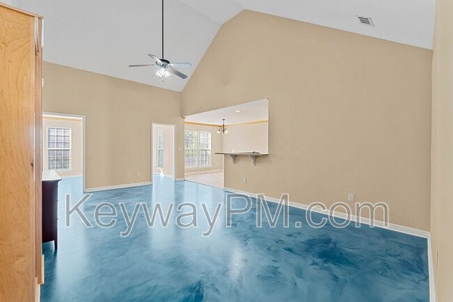 Building Photo - 811 Oshields Ct