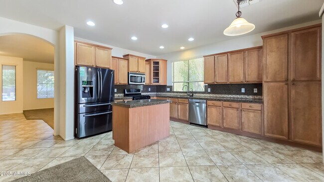 Building Photo - 14444 W Boca Raton Rd