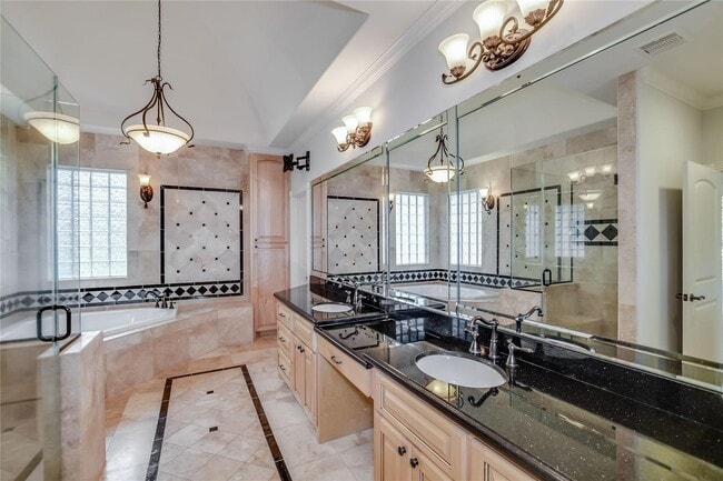 Building Photo - 4806 Pine Wood Meadows Ln