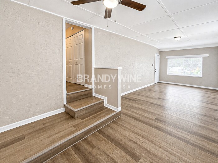 Building Photo - 3815 Carroway St