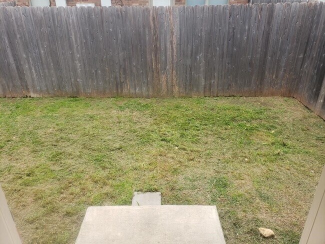 Building Photo - 712 Sharp St