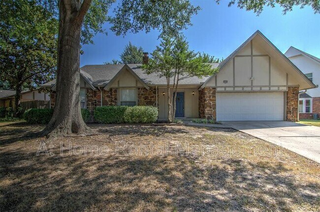 Primary Photo - 7729 S 70th E Ave