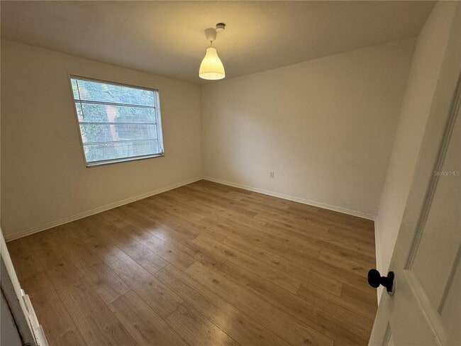 Building Photo - 4680 Royal Palm Ave