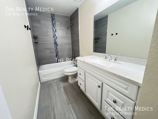 Building Photo - 4 Malauka Ln Dr