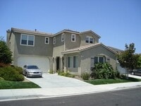Building Photo - OCEANSIDE - Charming 4BD/3BA Coastal Home with Modern Comforts