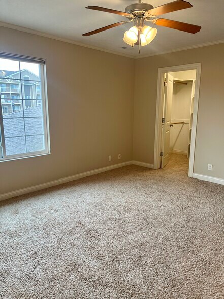 Building Photo - 1211 Turtle Creek Rd
