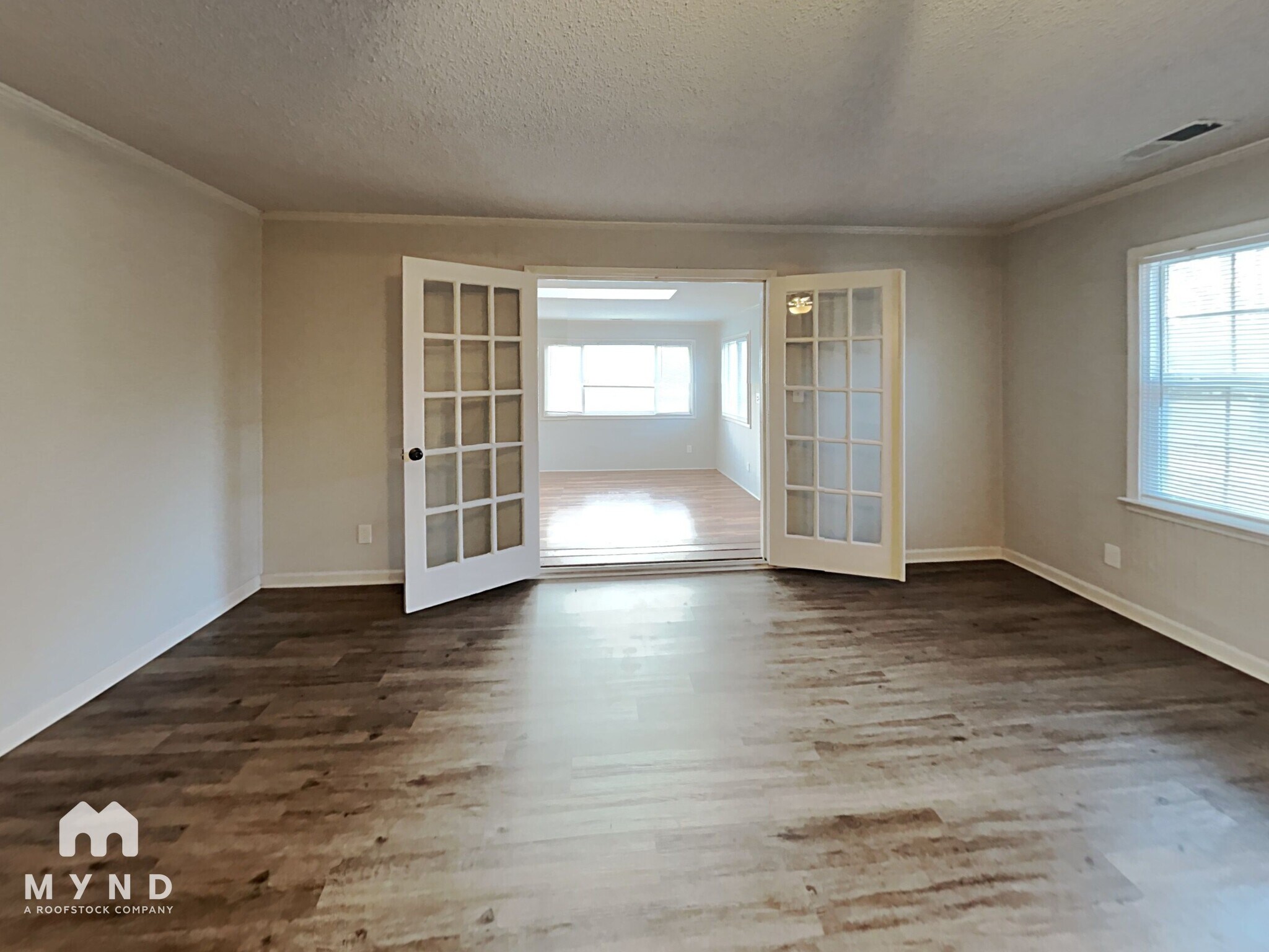 Building Photo - 10724 Arlington Church Rd