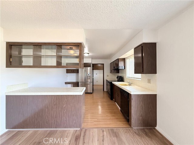 Building Photo - 575 Aloma Way