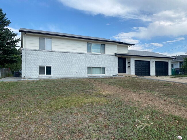 Primary Photo - 8886-8888 Lowell Blvd (DUPLEX)