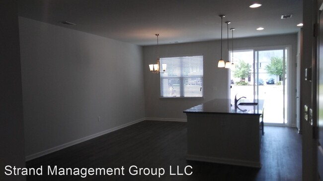 Building Photo - 3 br, 2.5 bath House - 1039 Tee Shot Drive...
