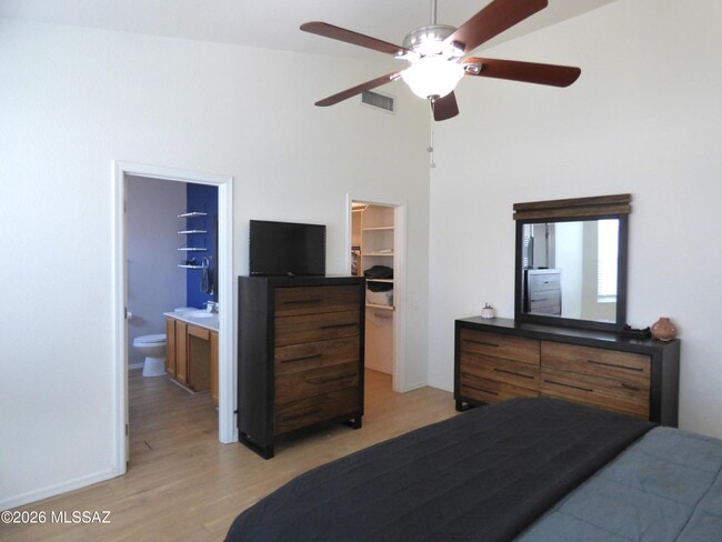 Building Photo - 7192 W Rivulet Dr