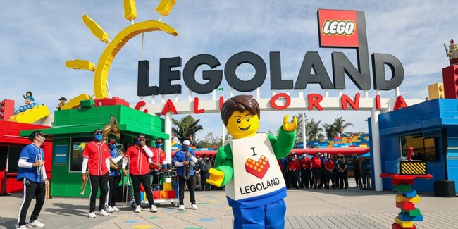 Building Photo - 721 E 22nd St