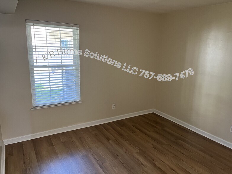 Building Photo - 1449 Olivewood Ct