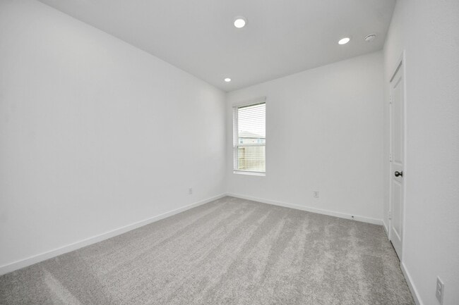 Building Photo - 1062 Blue Stone Dr