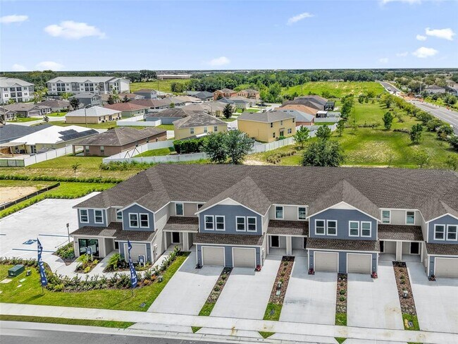 Building Photo - 2424 Bevel Ln