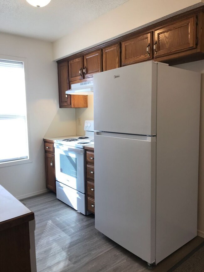 Building Photo - 1500 W Rainey St