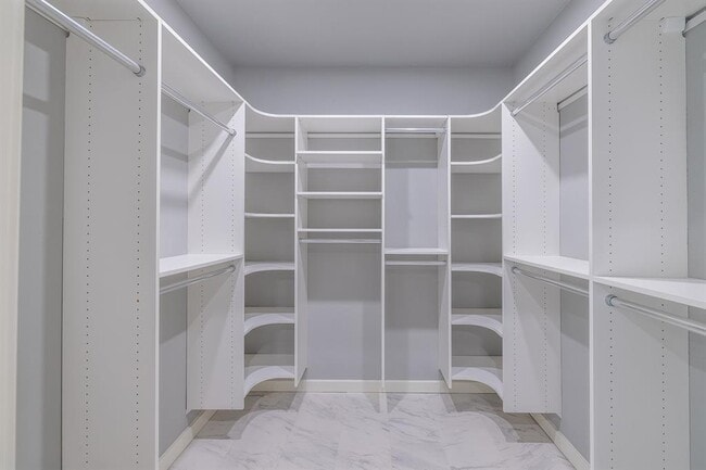 Building Photo - 8514 Racine Trail