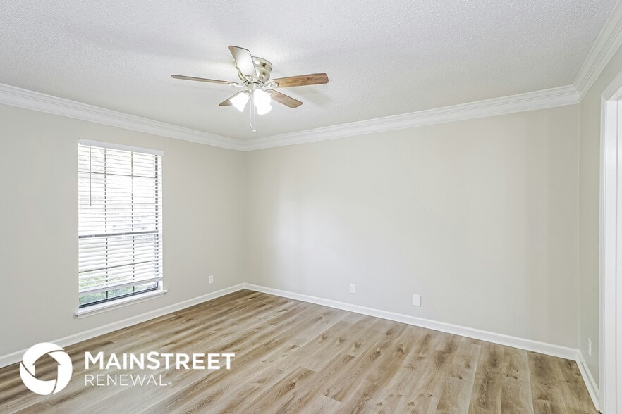 Building Photo - 421 Jonquil Ct