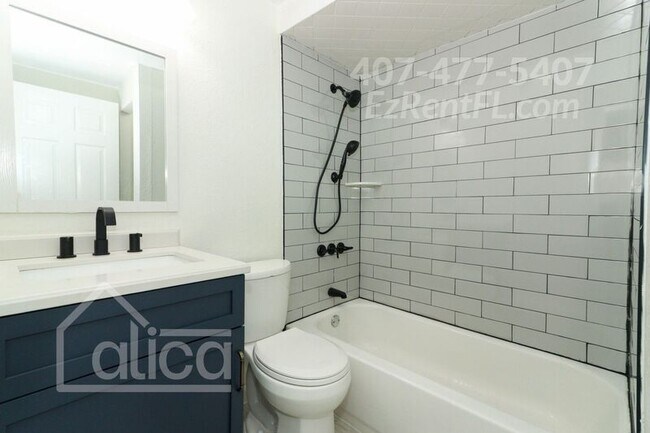 Building Photo - 135 W Chesley Ave