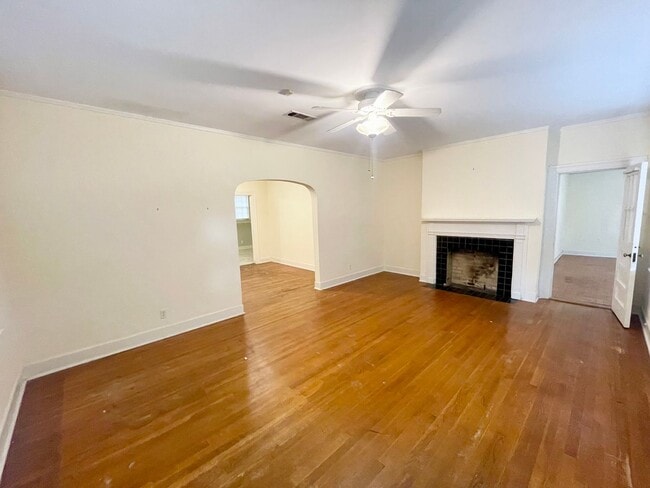 Building Photo - 602 Patton Ave