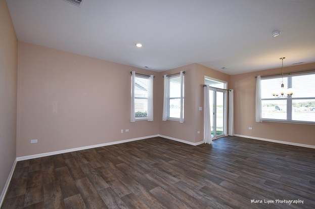 Building Photo - 325 Sussex Ln