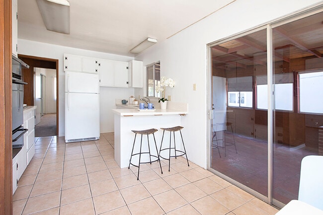 Building Photo - 3536 Wawona Dr