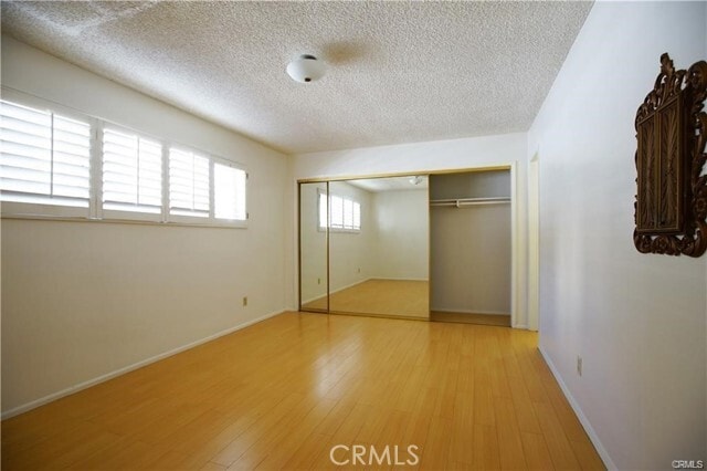 Building Photo - 6012 Oak Ave