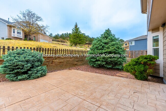 Building Photo - 1672 Smoke Ridge Dr
