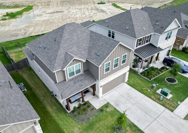 Building Photo - 196 Sweetleaf Dr