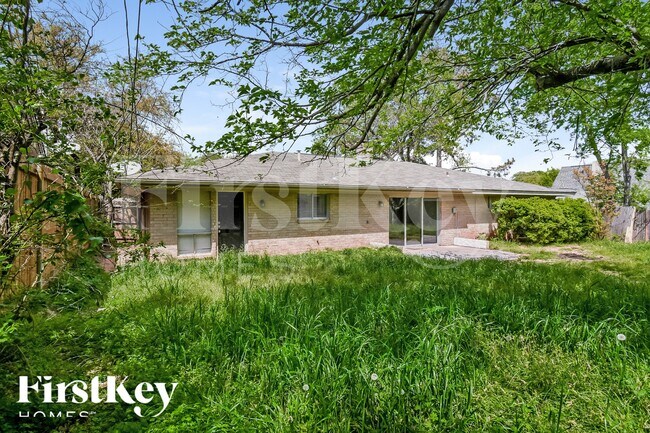 Building Photo - 1504 Terrace St