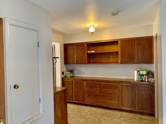 Building Photo - 213 N Berry Pine Rd