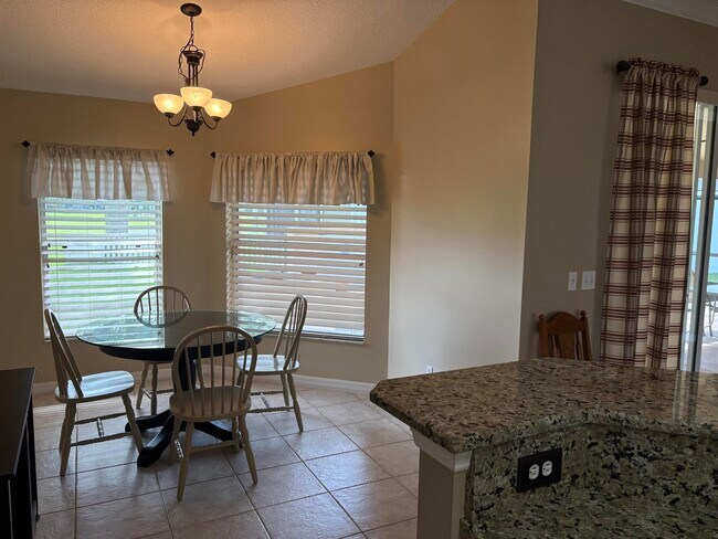 Building Photo - 900 Windward Way
