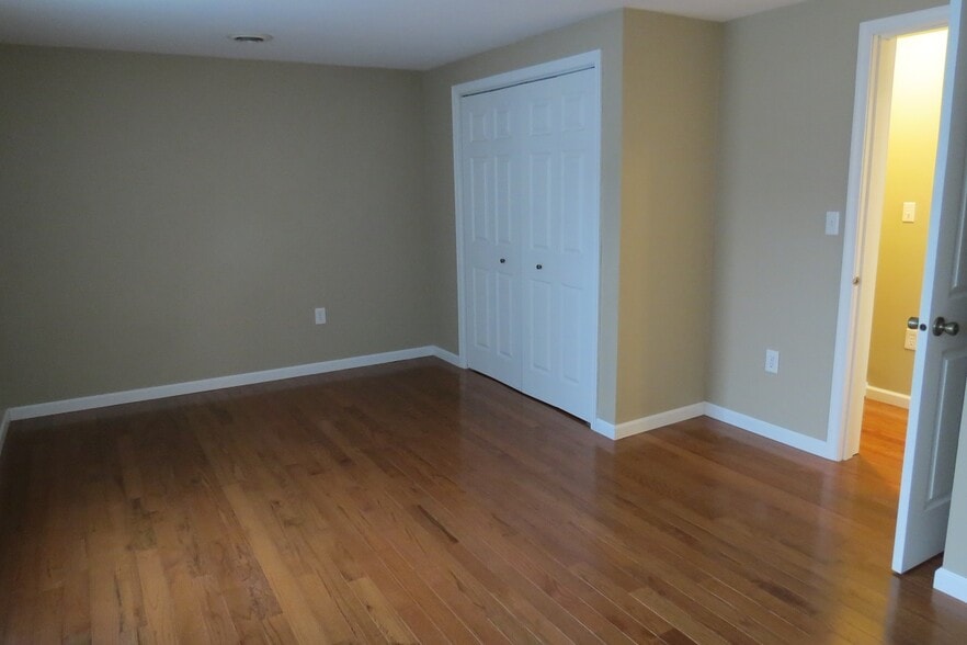 bedroom #1 - 109 Glendale Rd