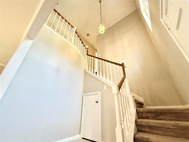 Building Photo - 4719 Orkney Dr