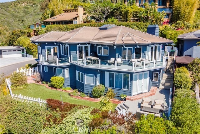 Building Photo - 22190 Paseo Del Sur