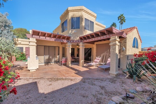 Building Photo - Gorgeous Furnished Home in McCormick Ranch