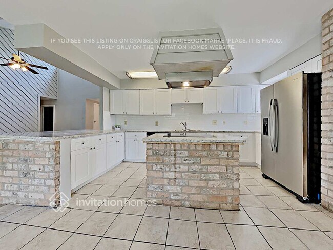 Building Photo - 1118 Red Rock Canyon Dr