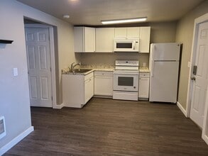 Building Photo - Basin Street Apartments