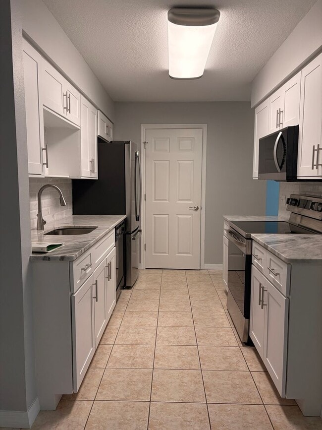 Building Photo - Indigo Pines