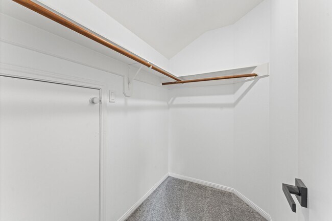 Building Photo - 17527 Hamilwood Dr