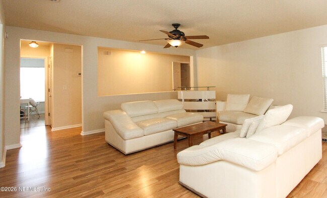 Building Photo - 1448 Heather Ct