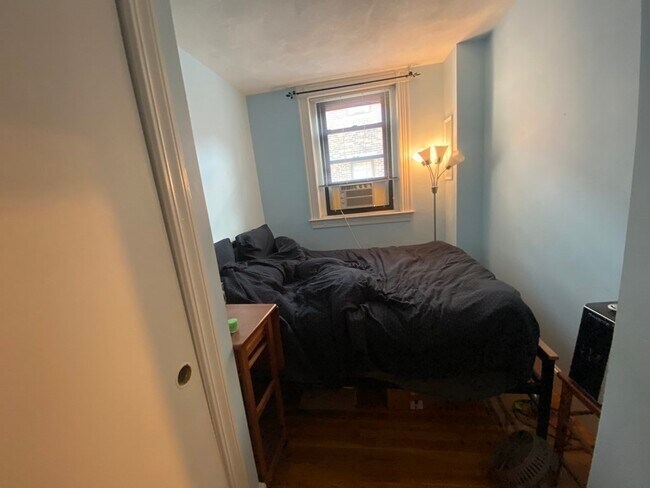 Building Photo - 107 Jersey St