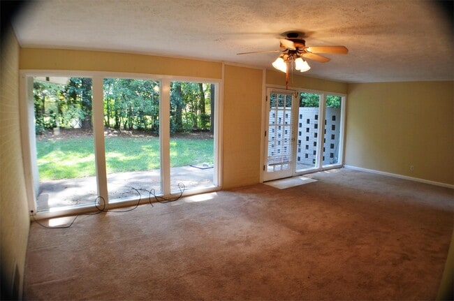 Building Photo - 3462 Biltmore Ave