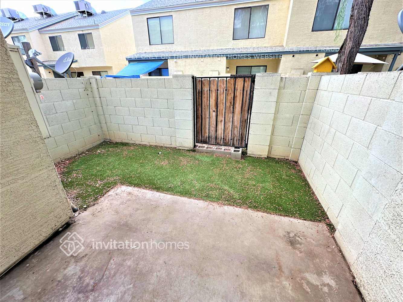 Building Photo - 7801 N 44th Dr