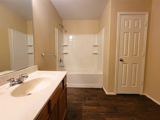 Building Photo - 1433 Kramer Ct